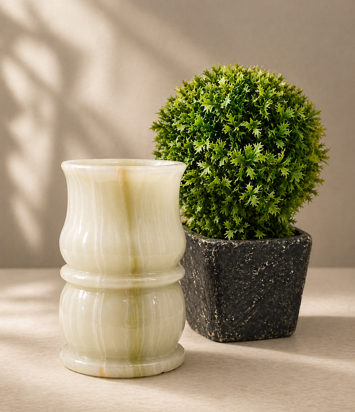 Classic Onyx Vase